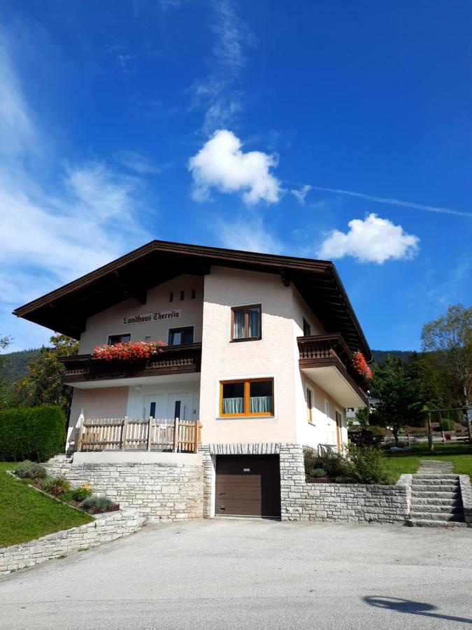 Landhaus Theresia - Bed and Breakfast St. Martin of Tennengebirge
