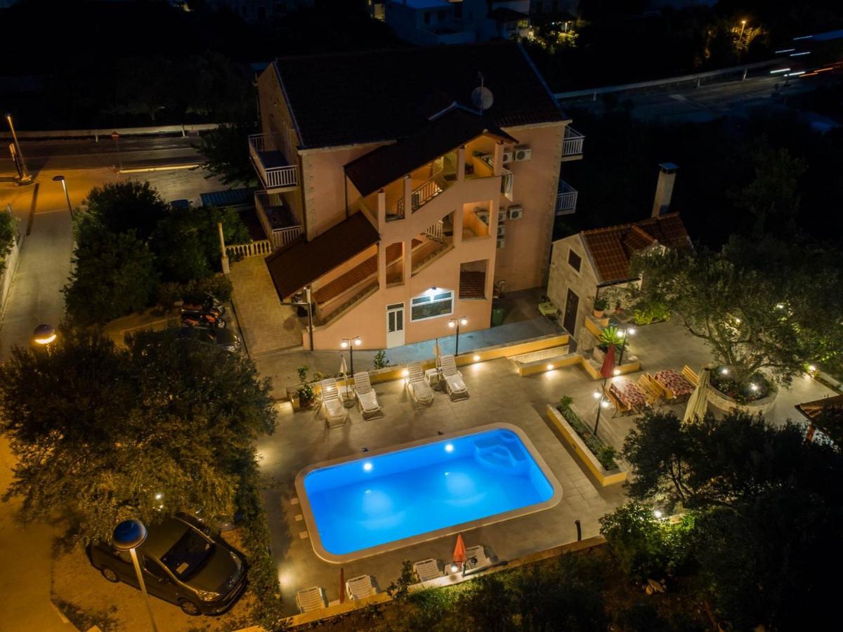 Apartments Njiric - Ferienwohnung