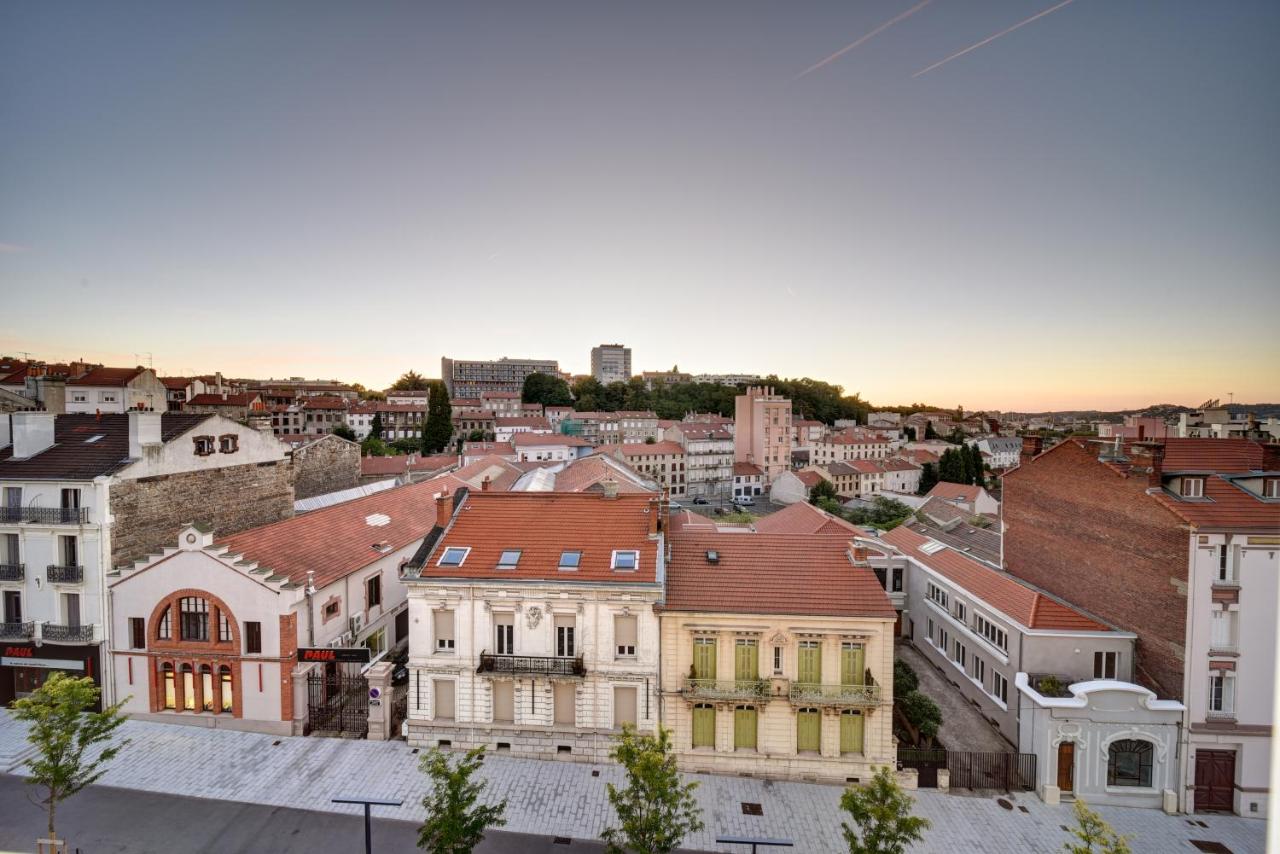 Apparts Seasons - Saint Étienne Centre - Gare Chateaucreux - Bed and Breakfast