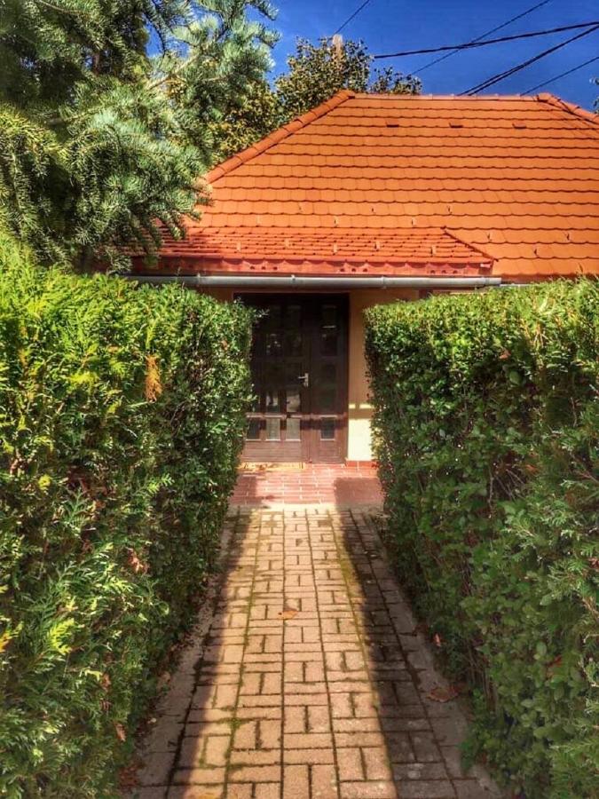Káli Pihenőház - B&B Révfülöp