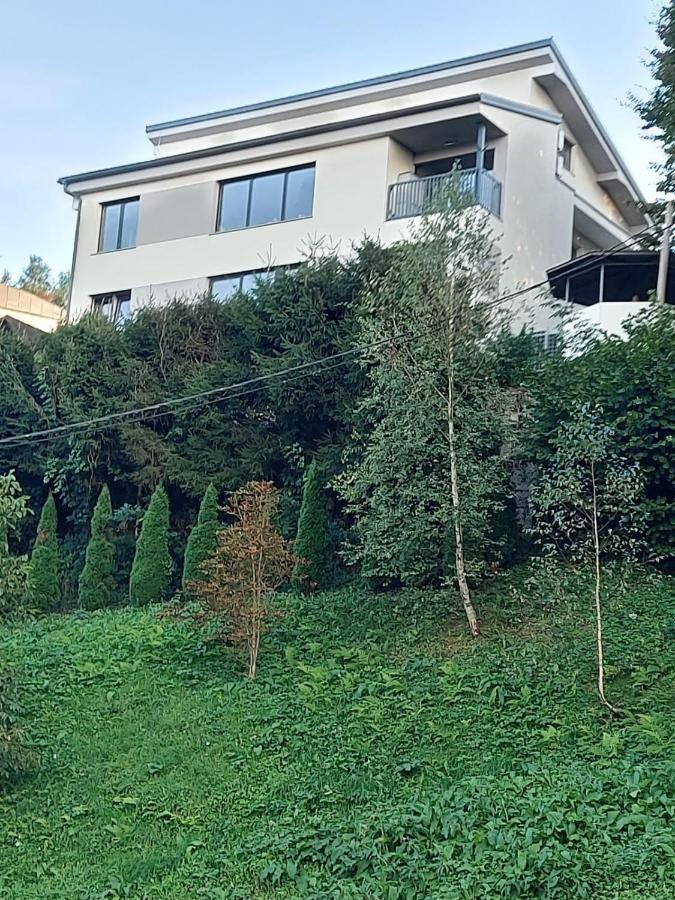 apartma Golovec - Bed and Breakfast