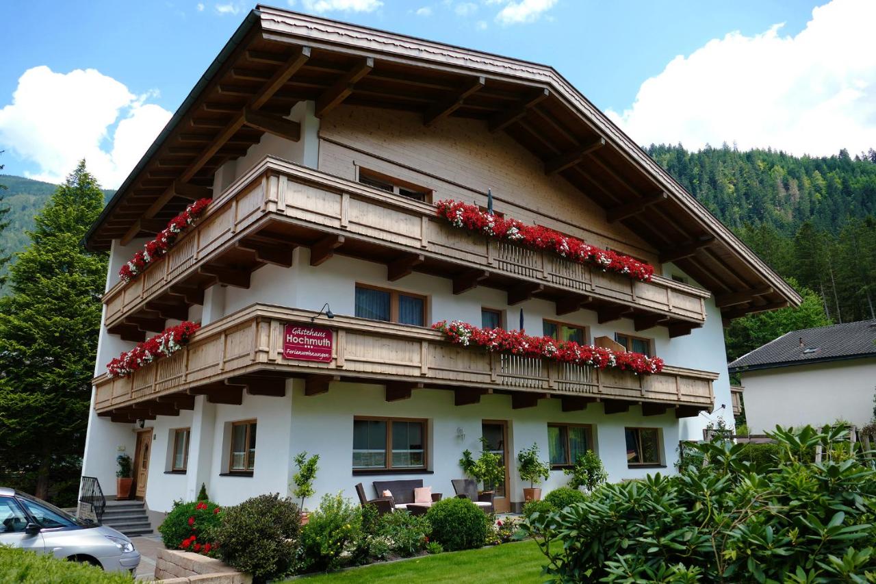 B&B Mayrhofen - Gästehaus Hochmuth - Bed and Breakfast Mayrhofen