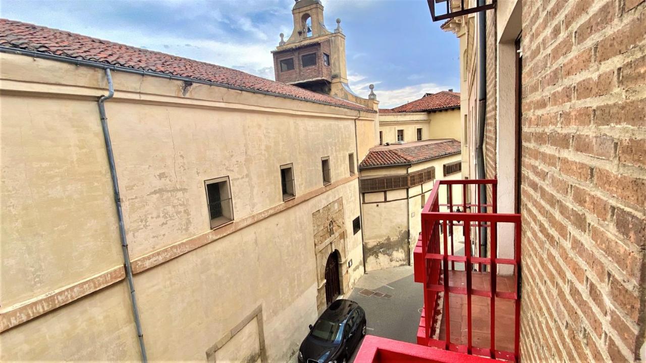 Housingleon- Barrio Húmedo (Plaza del Grano) - Chambres d’hôtes