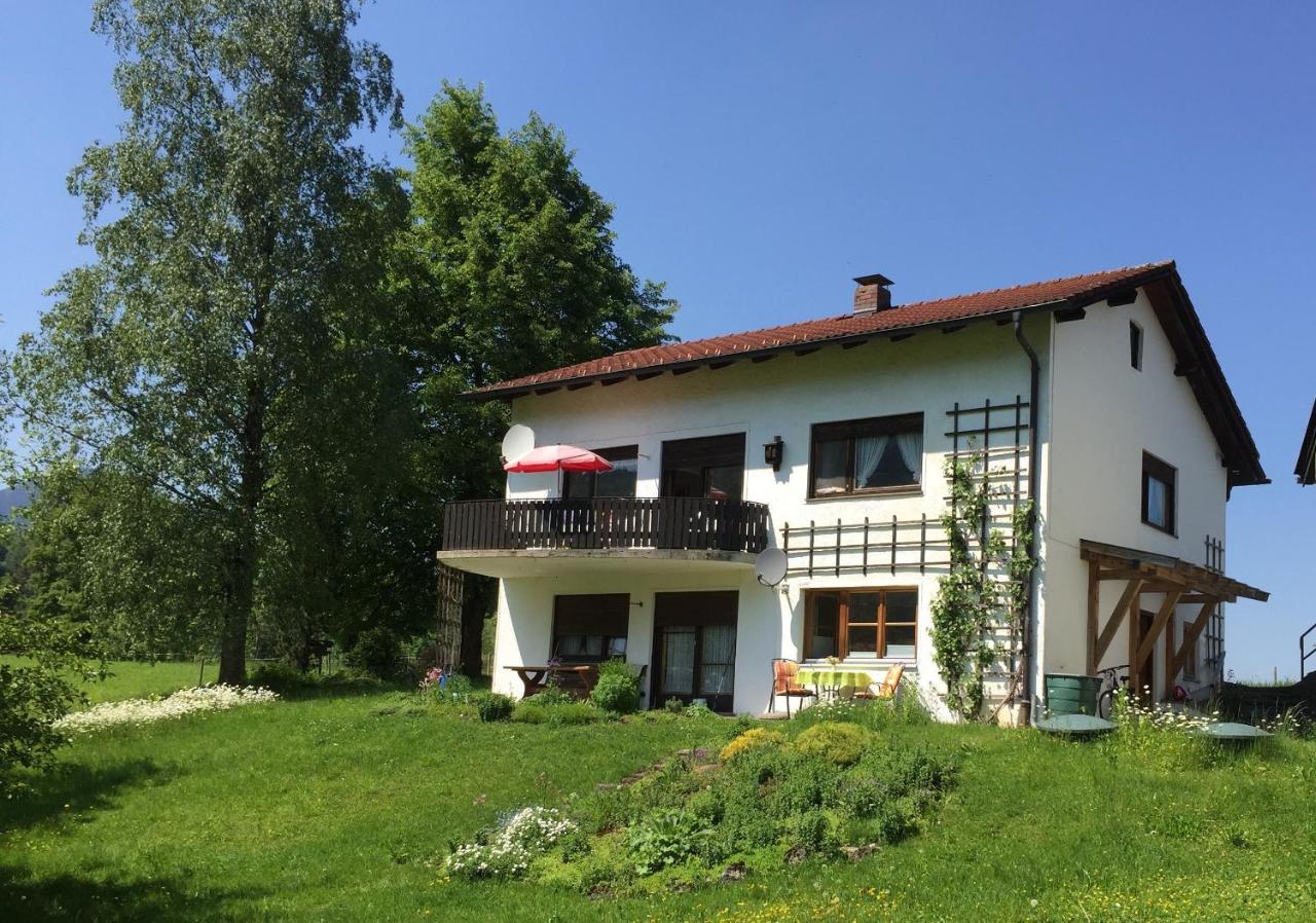 B&B Unterflintsbach - Ferienwohnung an der Wolfsgrube - Bed and Breakfast Unterflintsbach