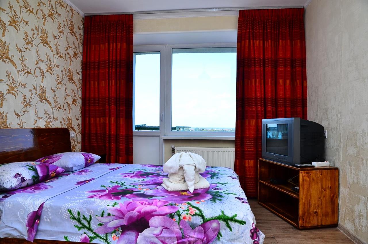 Героїв Танкістів, 8 - Bed and Breakfast
