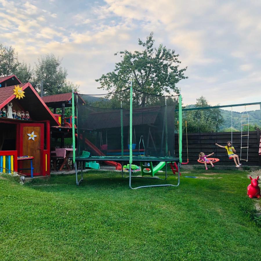 Pensiunea Dorali - Bed and Breakfast Moieciu de Jos