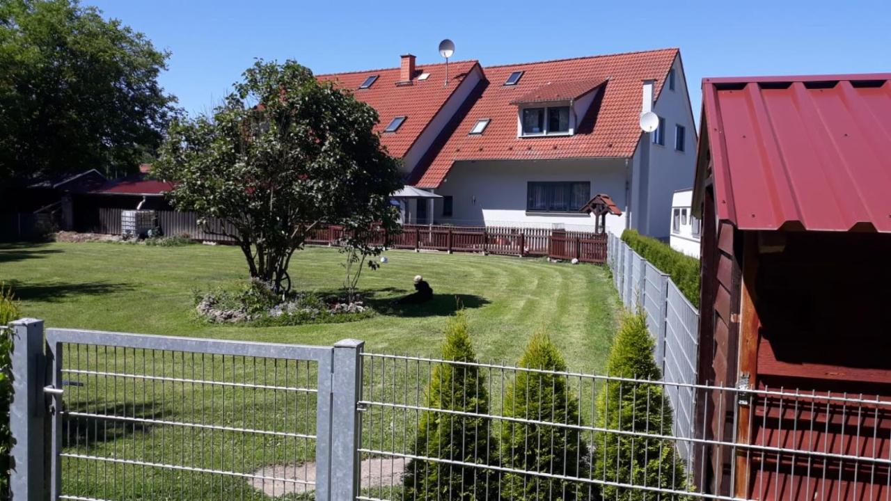 B&B Schönstedt - Ferienwohnung Am Orlbach - Bed and Breakfast Schönstedt