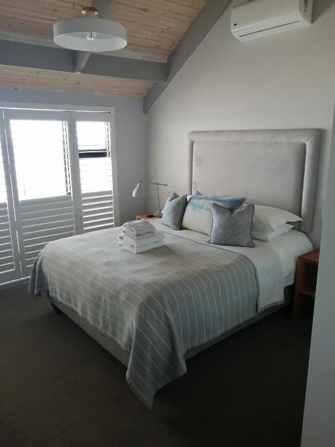 Deluxe Double Room with Balcony and Sea View