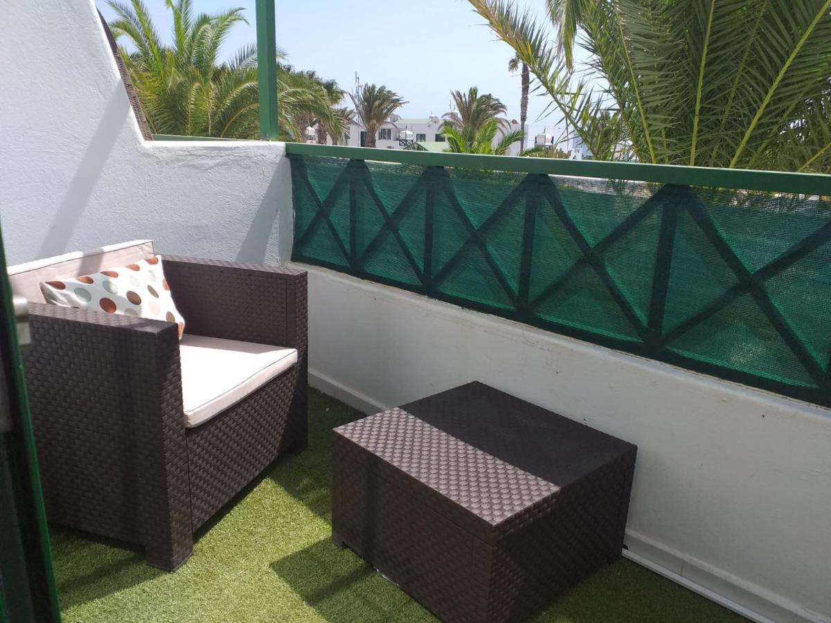 Apartment duplex -The Sunny Hut - swimming pool - Free Wifi & AC- Residence Las Marinas - B&B Puerto del Carmen