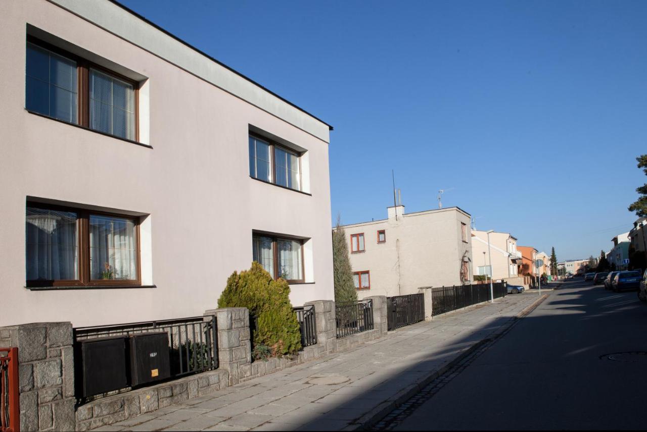 One-Bedroom Apartment with Terrace