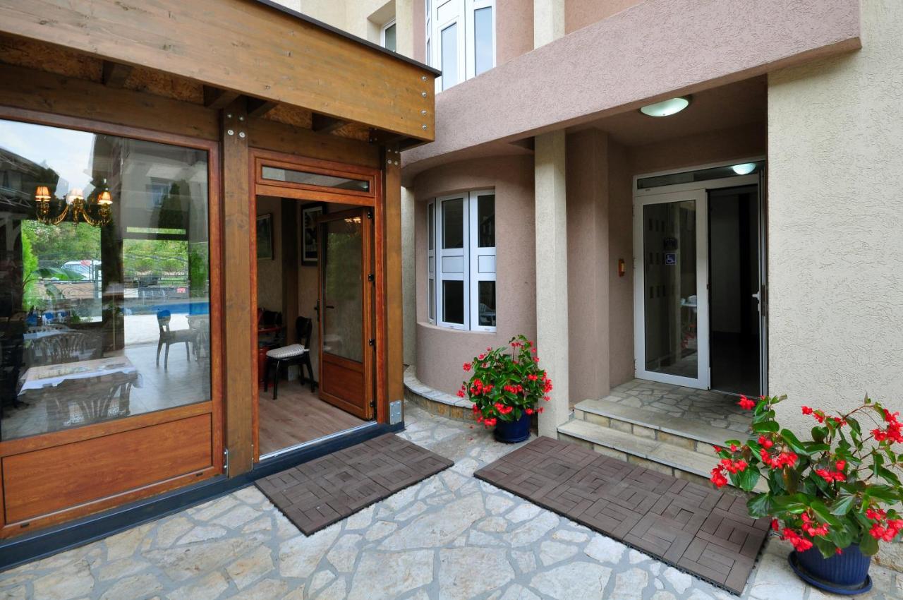 Sunny Hill Apartments & Aqua Park - Ferienwohnung Vrnjačka Banja