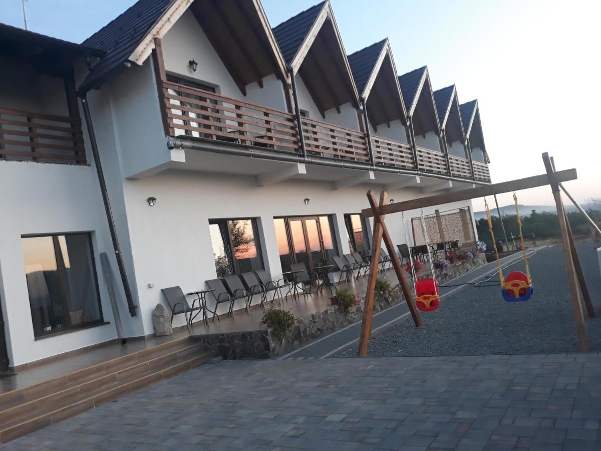 Pensiunea Casa Negrea - B&B