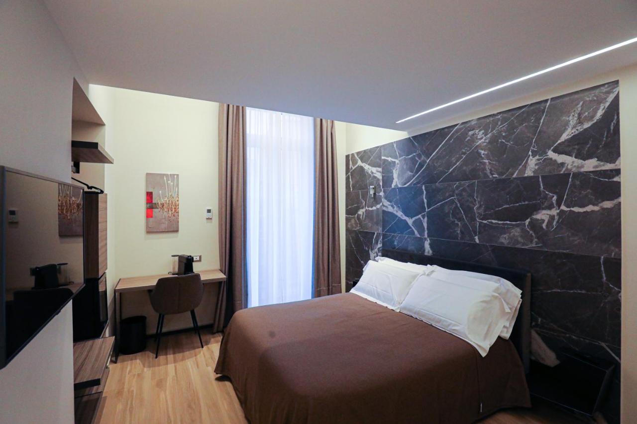 Queen Room with Balcony
