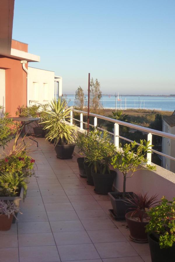 B&B Marseillan - Sea view apartment - Bed and Breakfast Marseillan