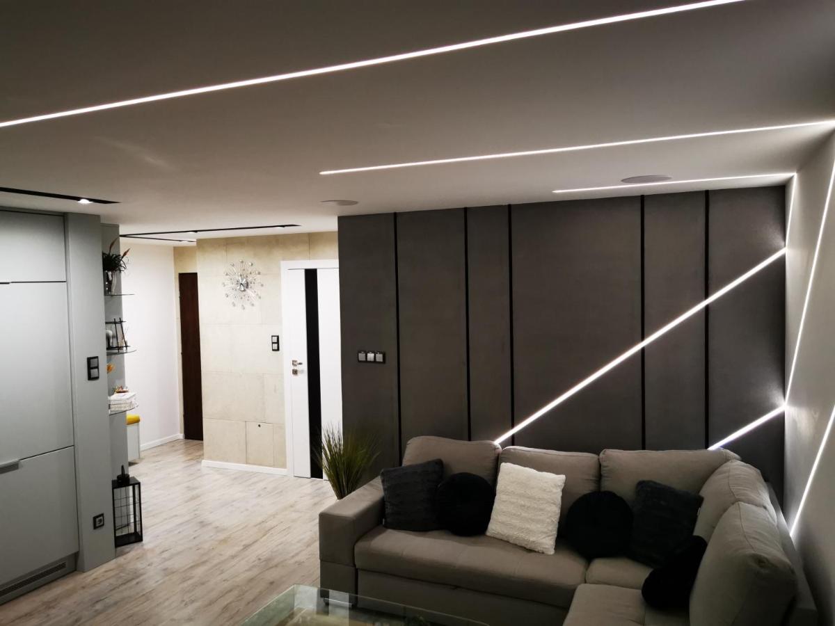 Apartament SZWEDZKA - garaż podziemnym , dostęp 24h code , duży taras 30m - Chambres d’hôtes