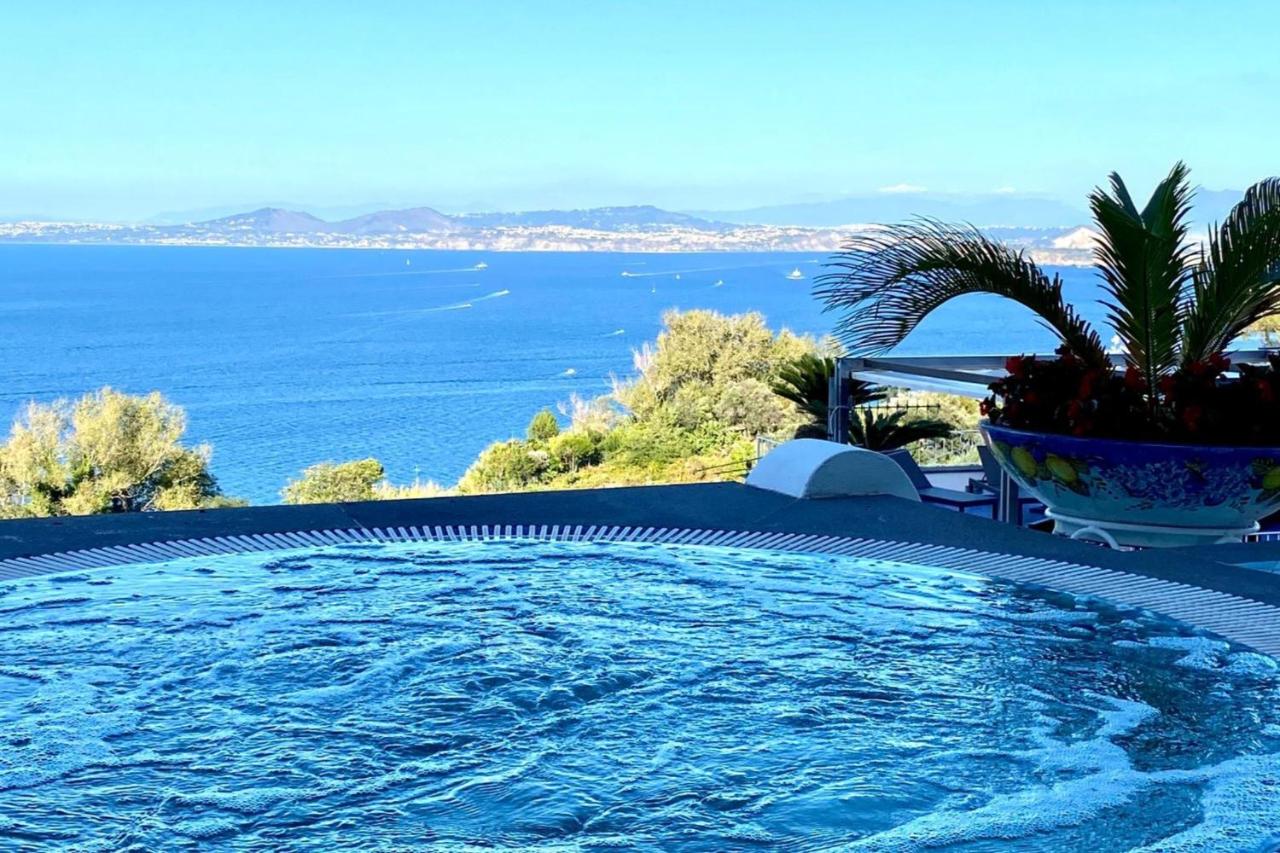 B&B Ischia - Dependance Castiglione with pool and view - Bed and Breakfast Ischia