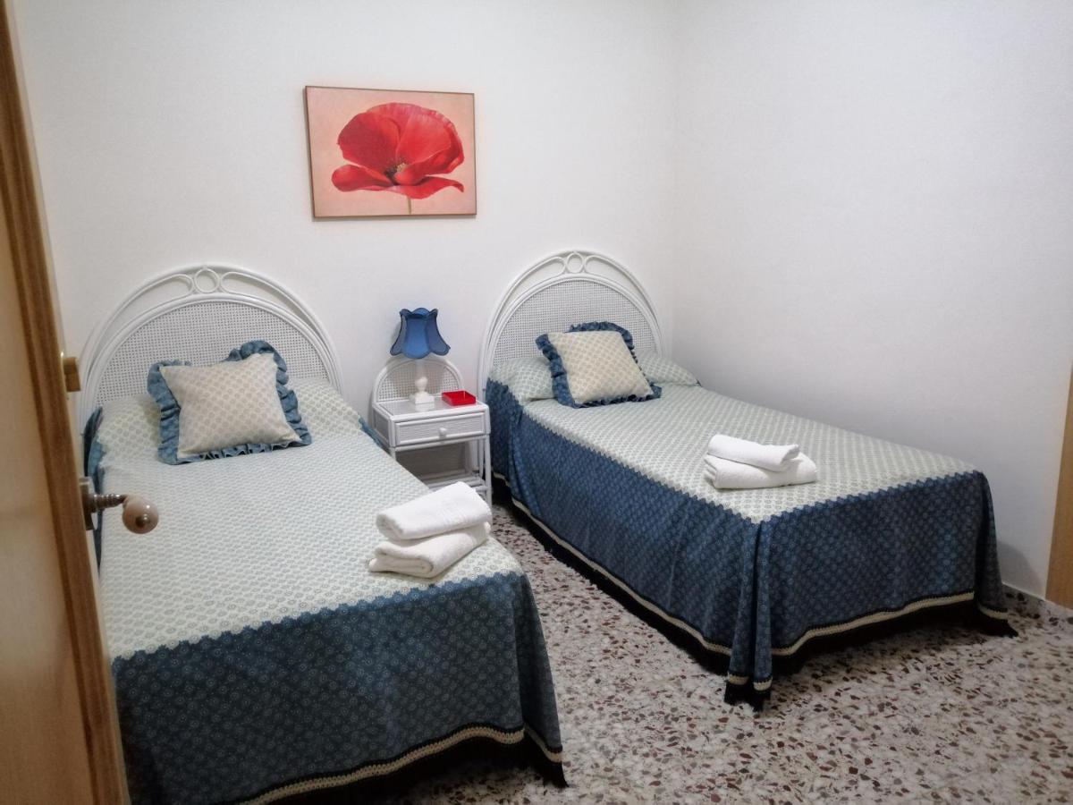 Twin Room with Shared Bathroom