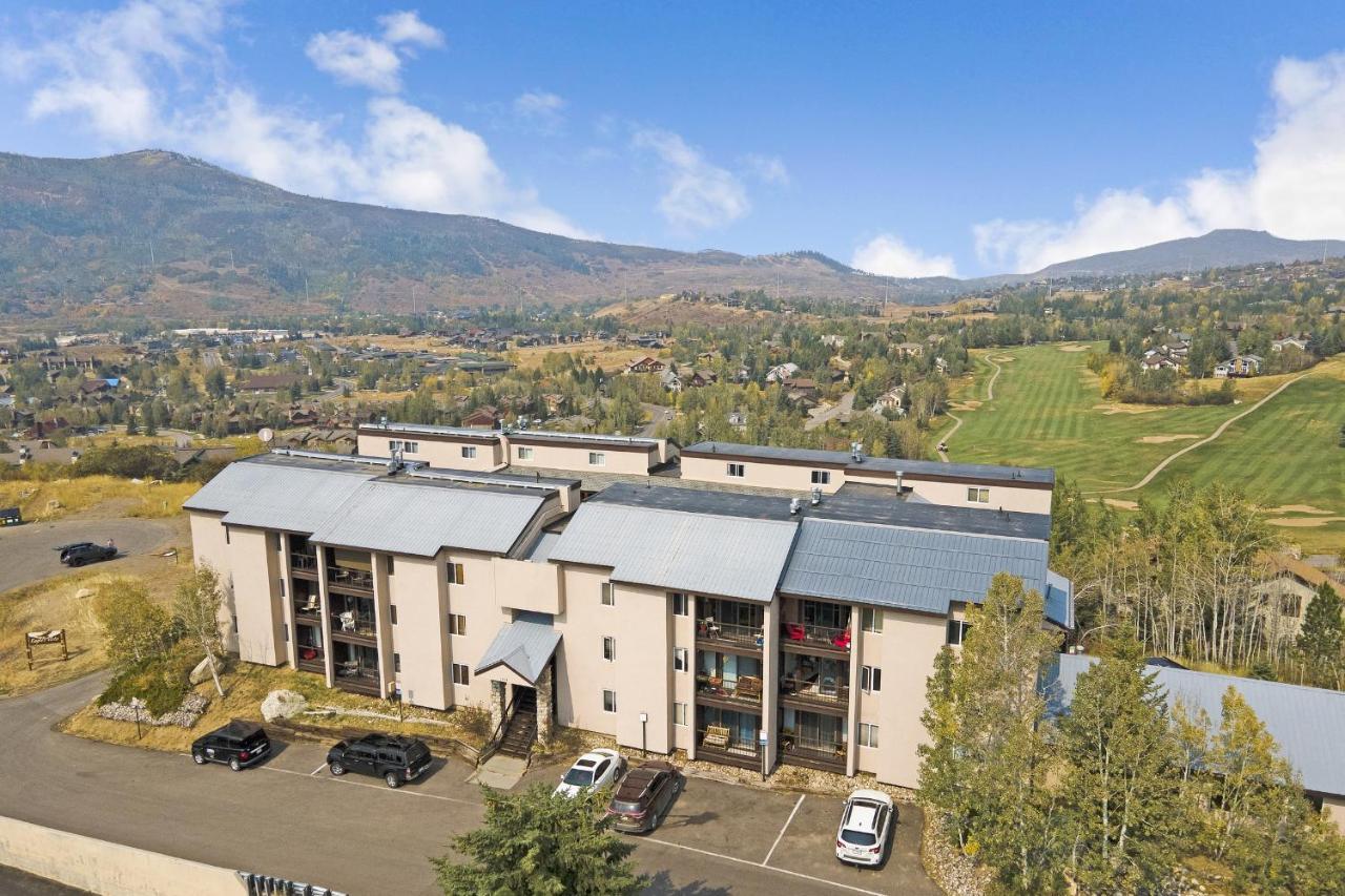 Ridgecrest 202 condo - B&B