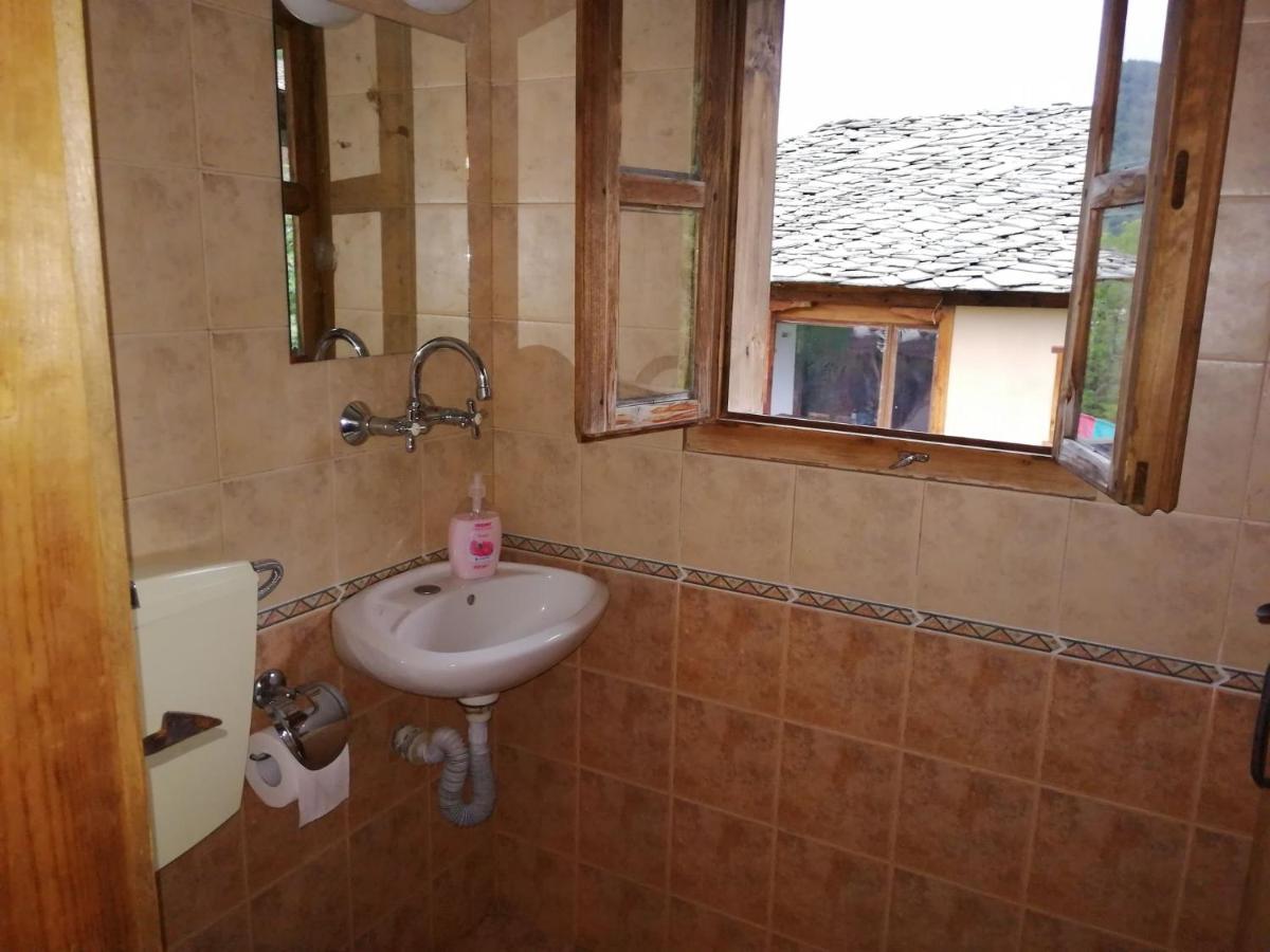 Zweibettzimmer mit eigenem Bad