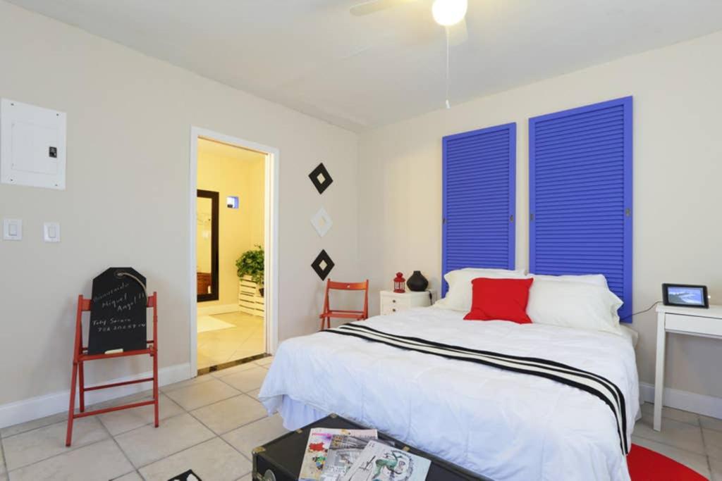 Chic and Comfortable Studio Free Street Parking - Chambres d’hôtes Miami