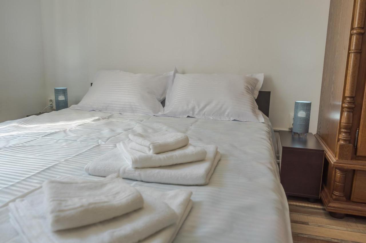 Casa Astilean - Bed and Breakfast
