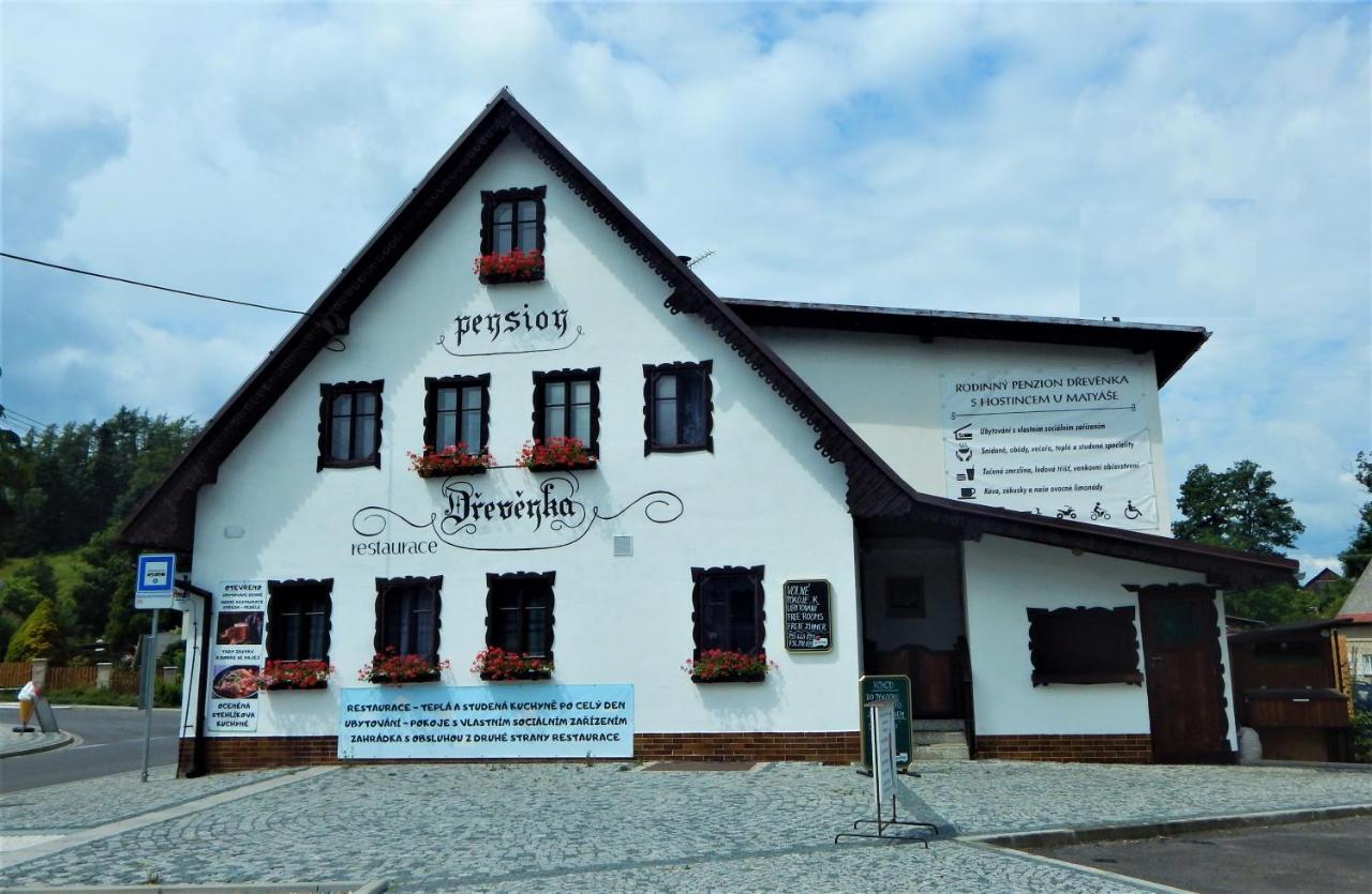 Penzion Dřevěnka - B&B Osečná