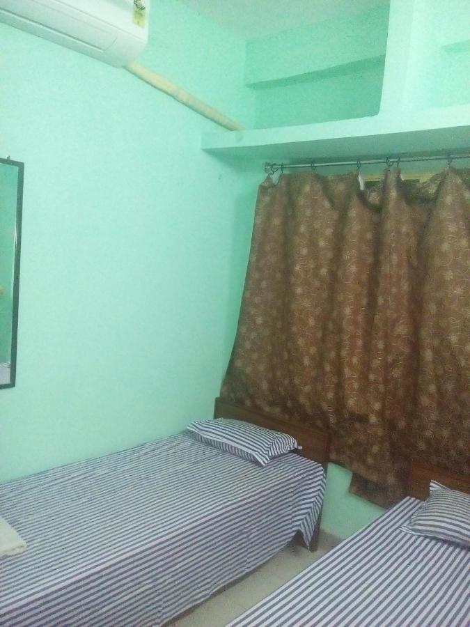 Comfort Guest House - Bed and Breakfast Calcutta