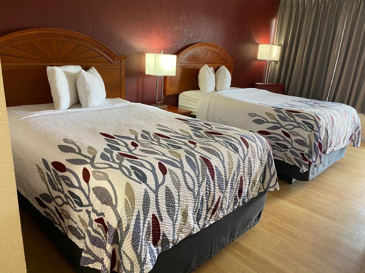 Deluxe Zimmer mit 2 Doppelbetten – barrierefrei, Nichtraucher 