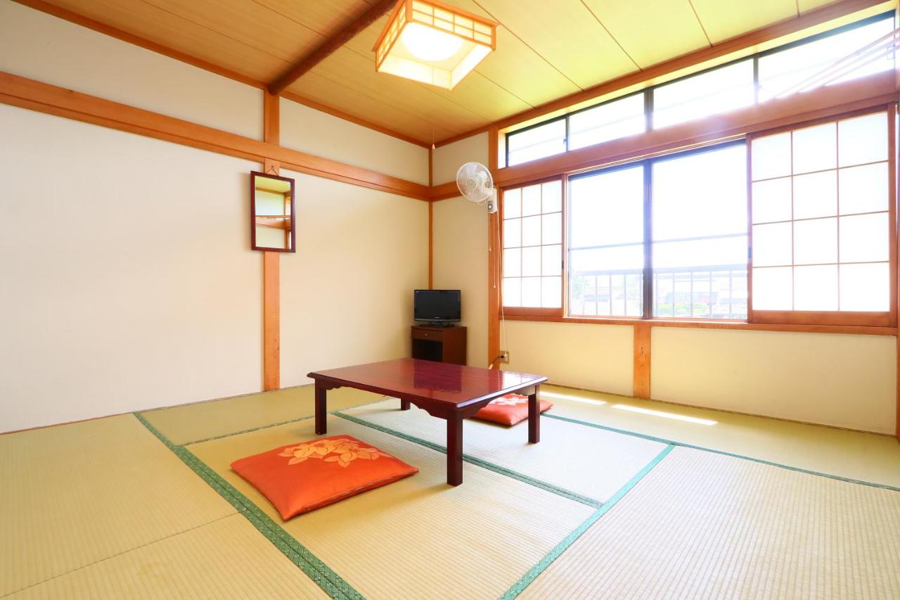 Japanese-Style Quadruple Room