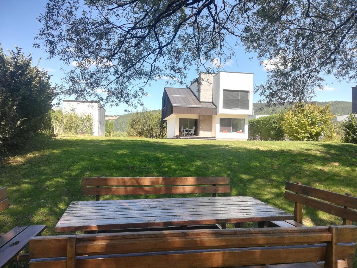 Villa Una Sunset - Ferienwohnung Bihać