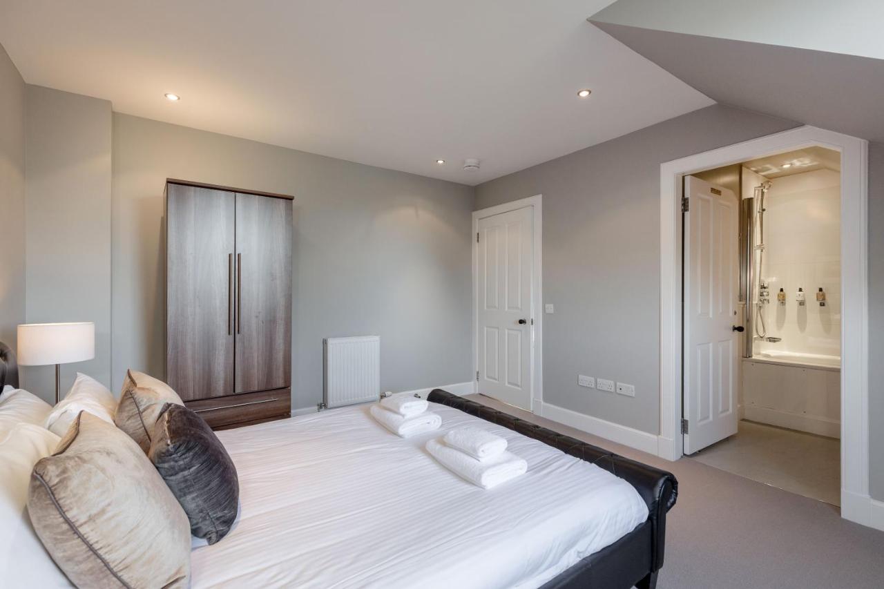 Classic One-Bedroom Apartment