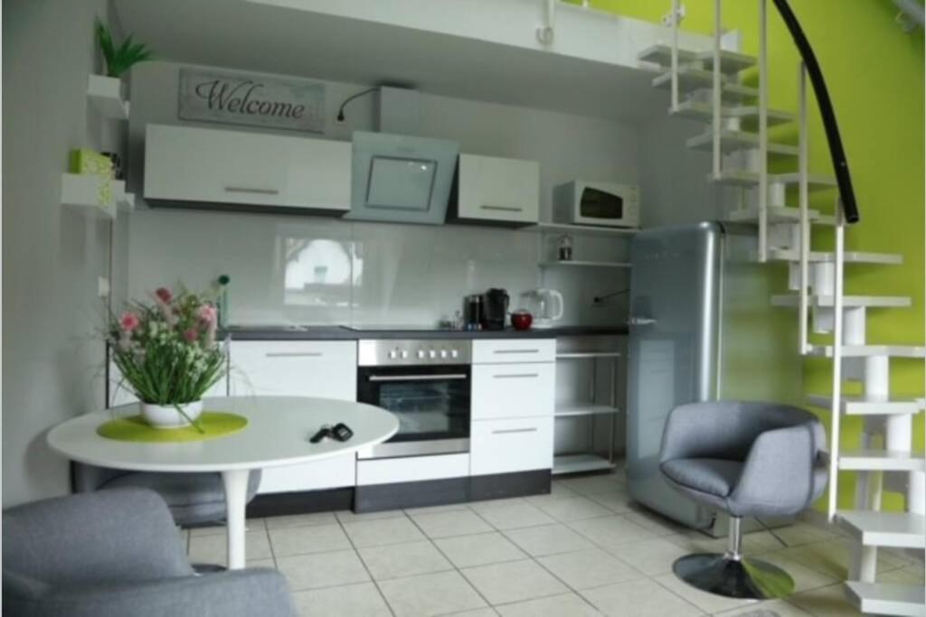 Modernes Apartment in Leichlingen - Bed and Breakfast