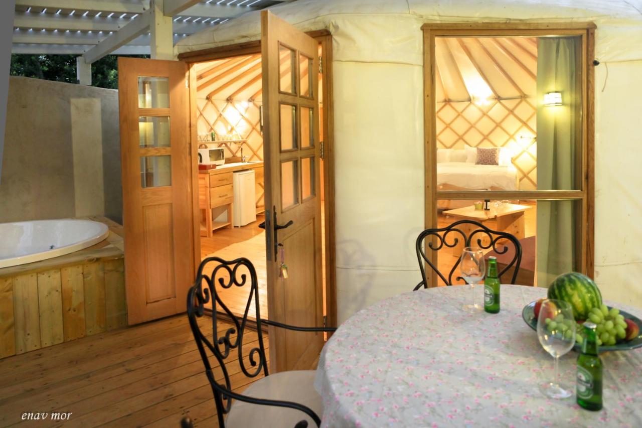 Helios Luxury Suites - B&B H̱ad Nes