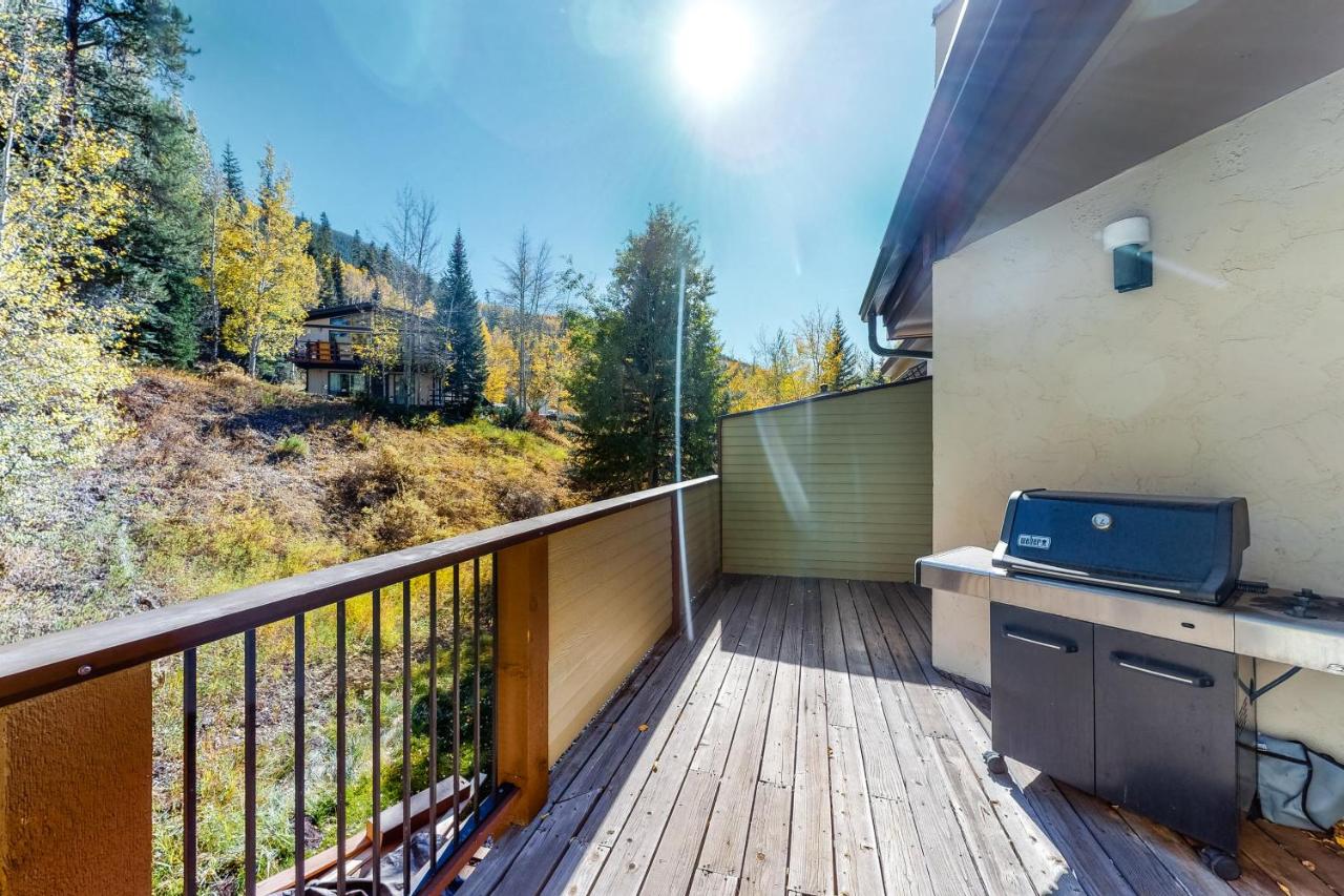 West Vail Condo Retreat - Bed and Breakfast