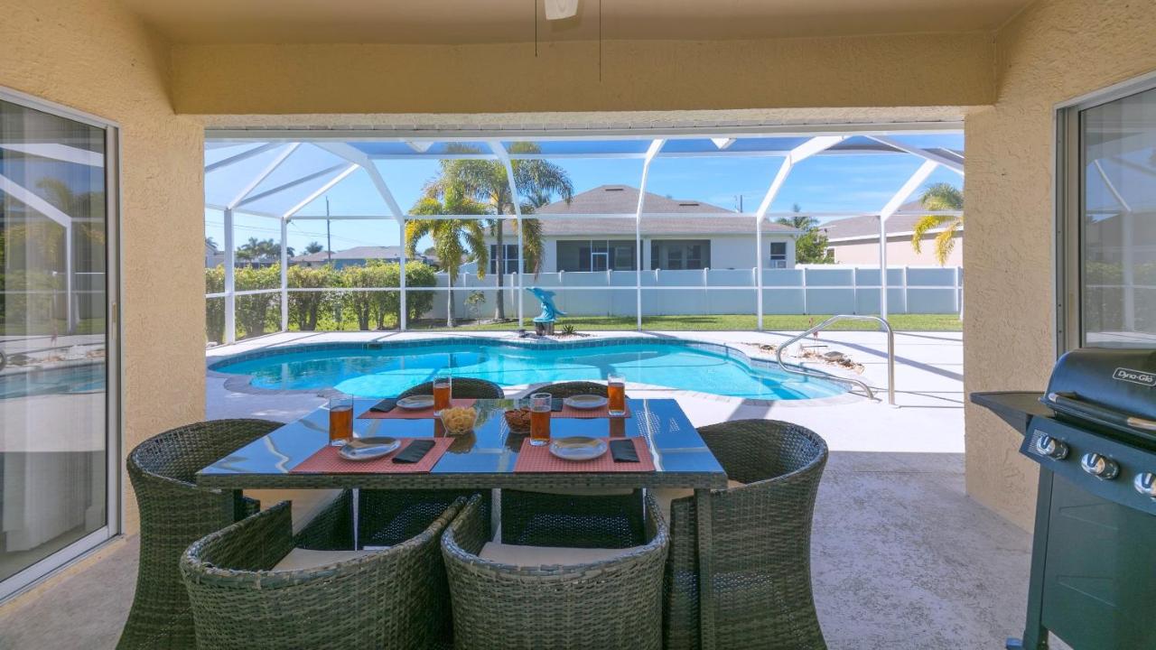 B&B Cape Coral - !NEW! Villa Surfside - Bed and Breakfast Cape Coral