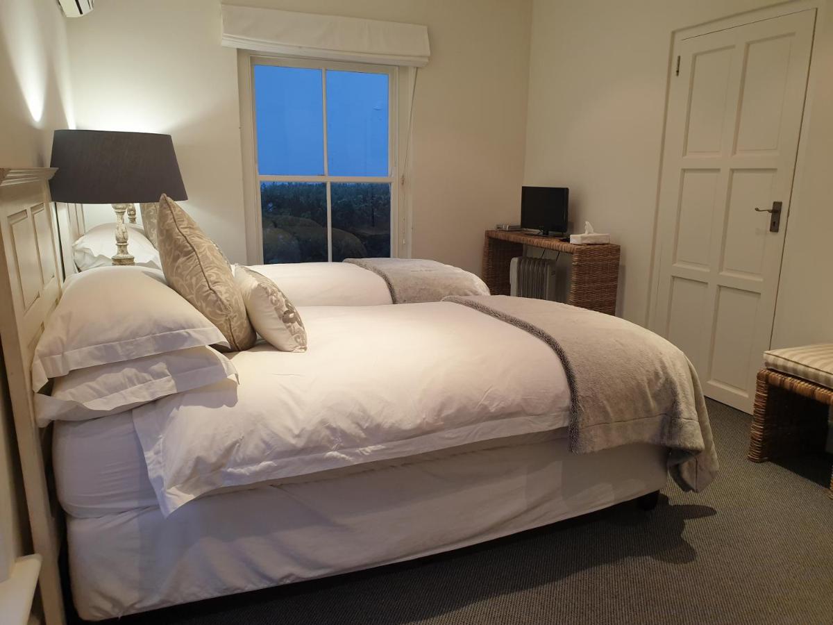 Standard Double Room - 77 Reservoir Street