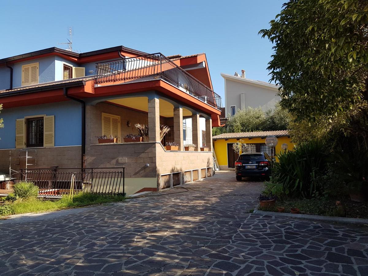 B&B Roma - La Casa degli Artisti e del Coworking - Bed and Breakfast Roma