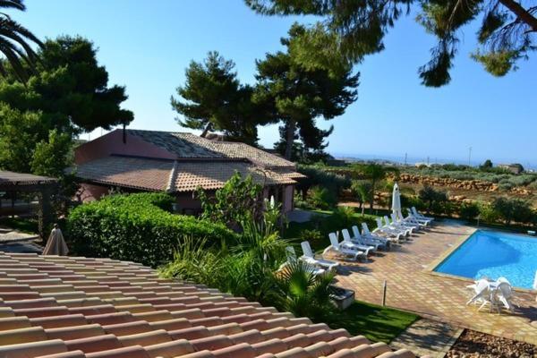 B&B Menfi - Holiday Menfi | Casale Abate - Bed and Breakfast Menfi