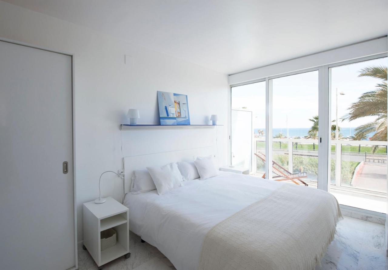 Apartamento de 3 dormitorios con vistas al mar (5-6 adultos)