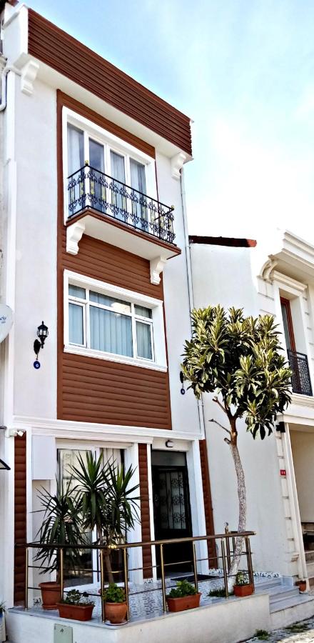 Deluxe Double Room with Balcony and Sea View