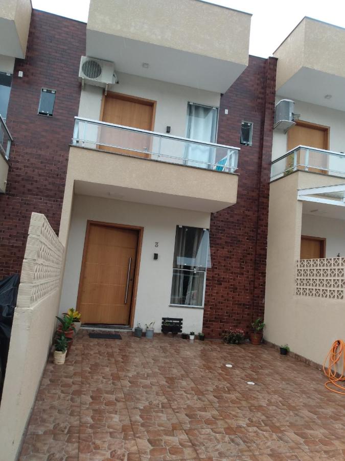 Casa na praia de ingleses - B&B