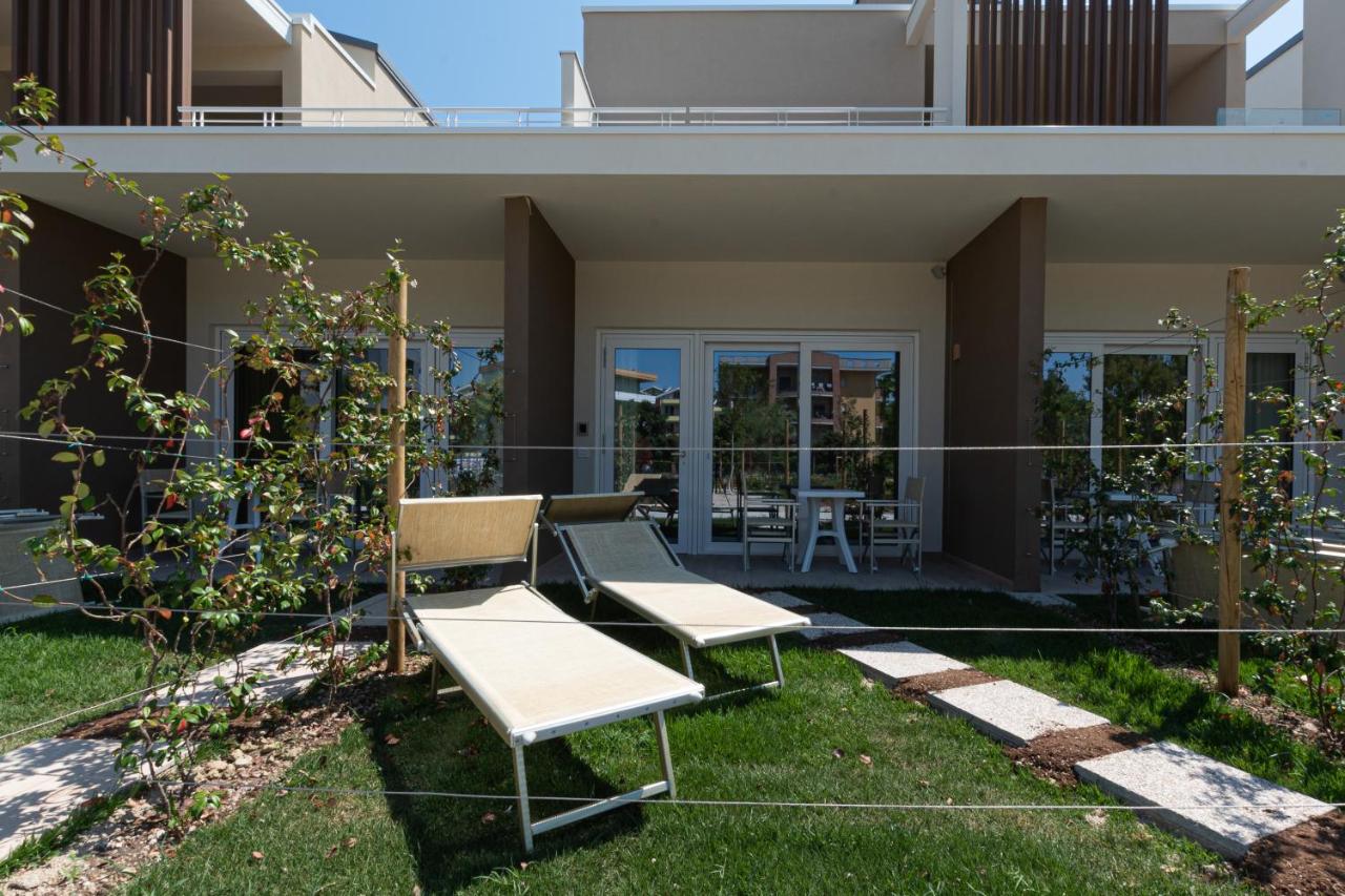 Suite with Garden View
