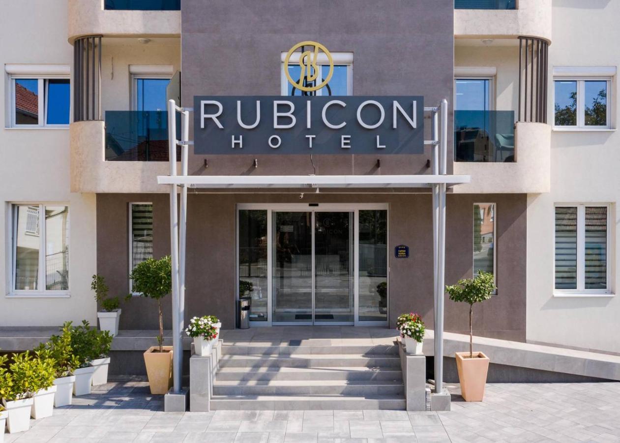 B&B Kragujevac - Rubicon Garni Hotel - Bed and Breakfast Kragujevac