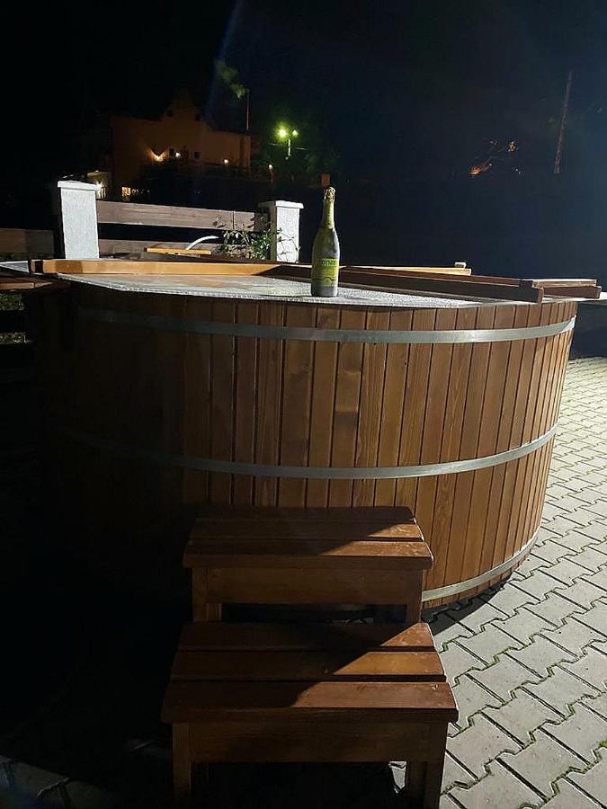 One-Bedroom Apartment (3 Adults)