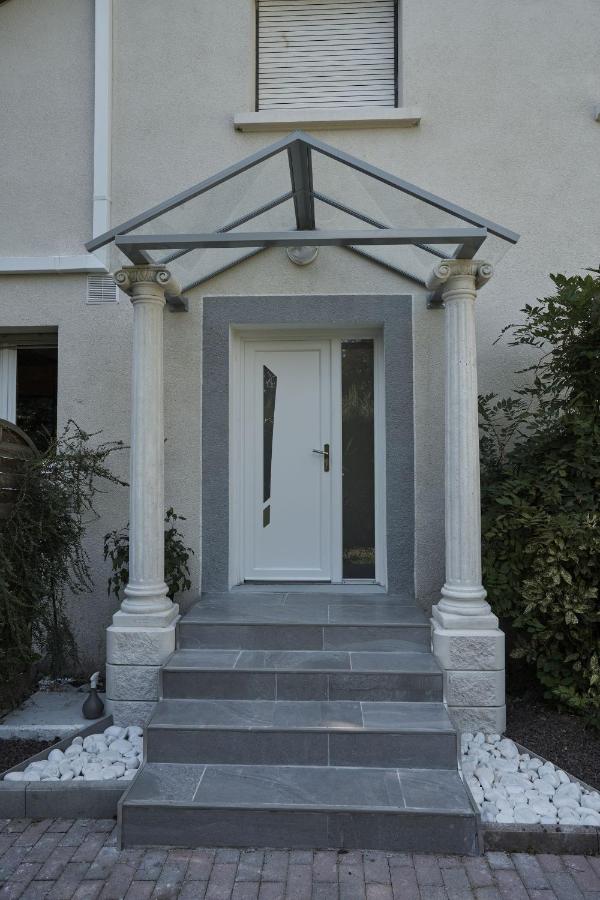 LES CLEFS DU PARADIS avec SPA - Ferienwohnung
