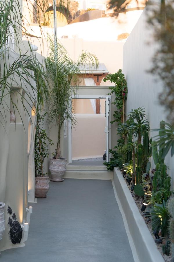 Edem Boutique Suites - Bed and Breakfast Oía