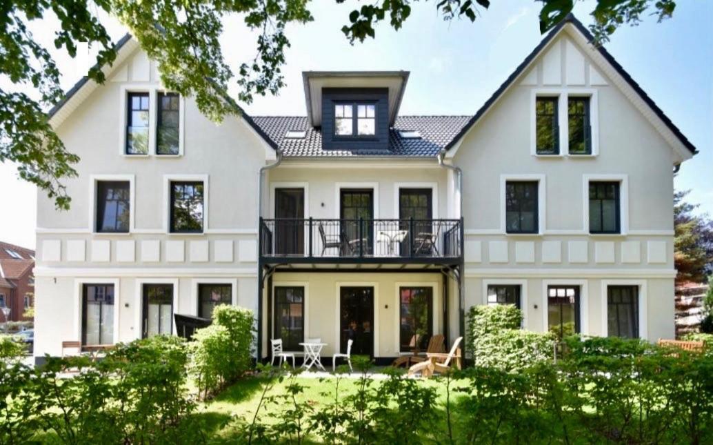 Villa StrandEins - Bed and Breakfast