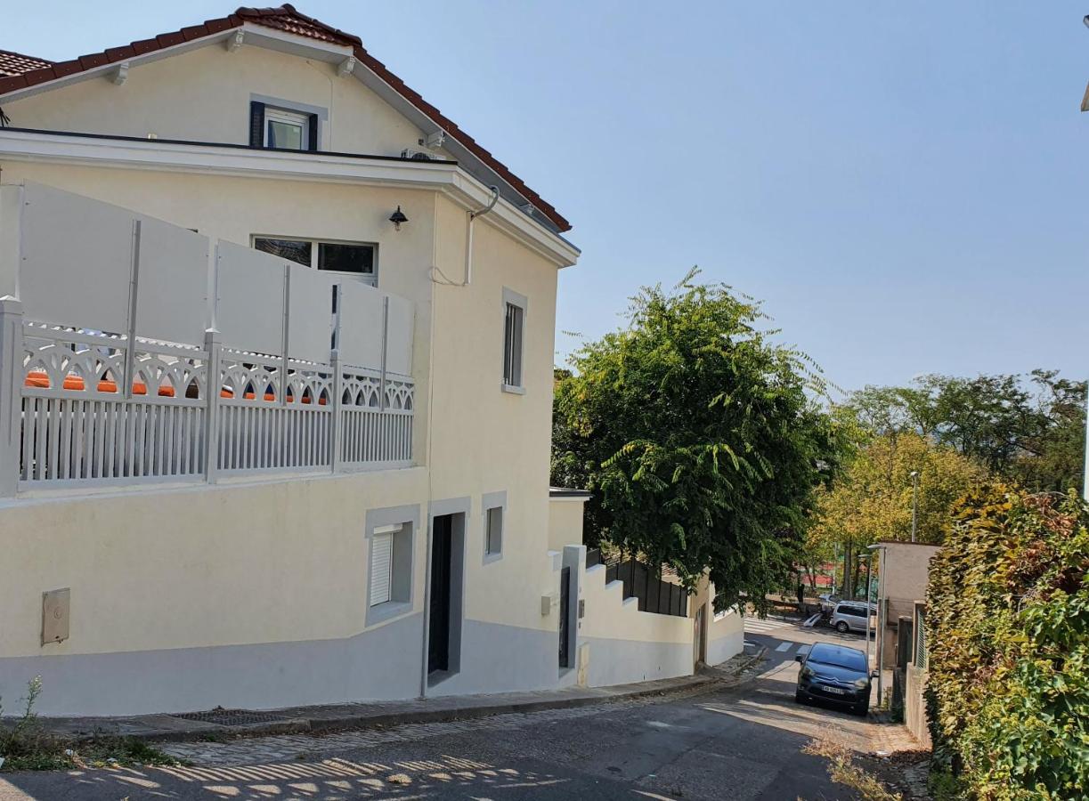 Stop Chez M Select Saga # Qualité # Confort # Simplicité - Ferienwohnung Saint-Fons