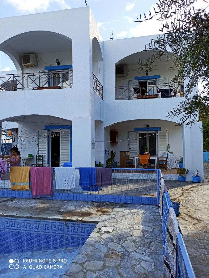 B&B Kalymnos - APARTMENTS by climbing house - Bed and Breakfast Kalymnos