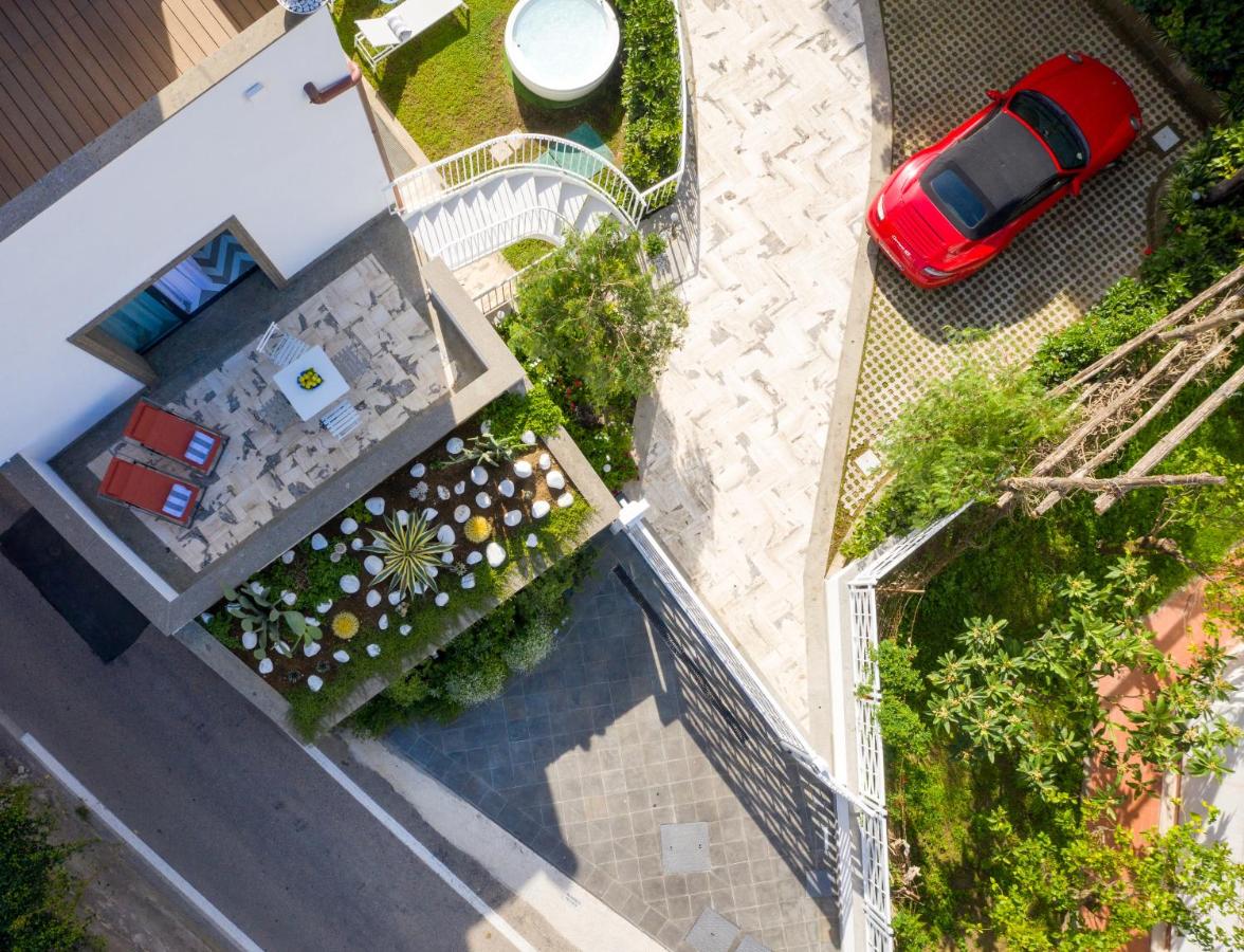 SorrentoVibes - Luxury Suite with Terrace - B&B Sant'Agnello